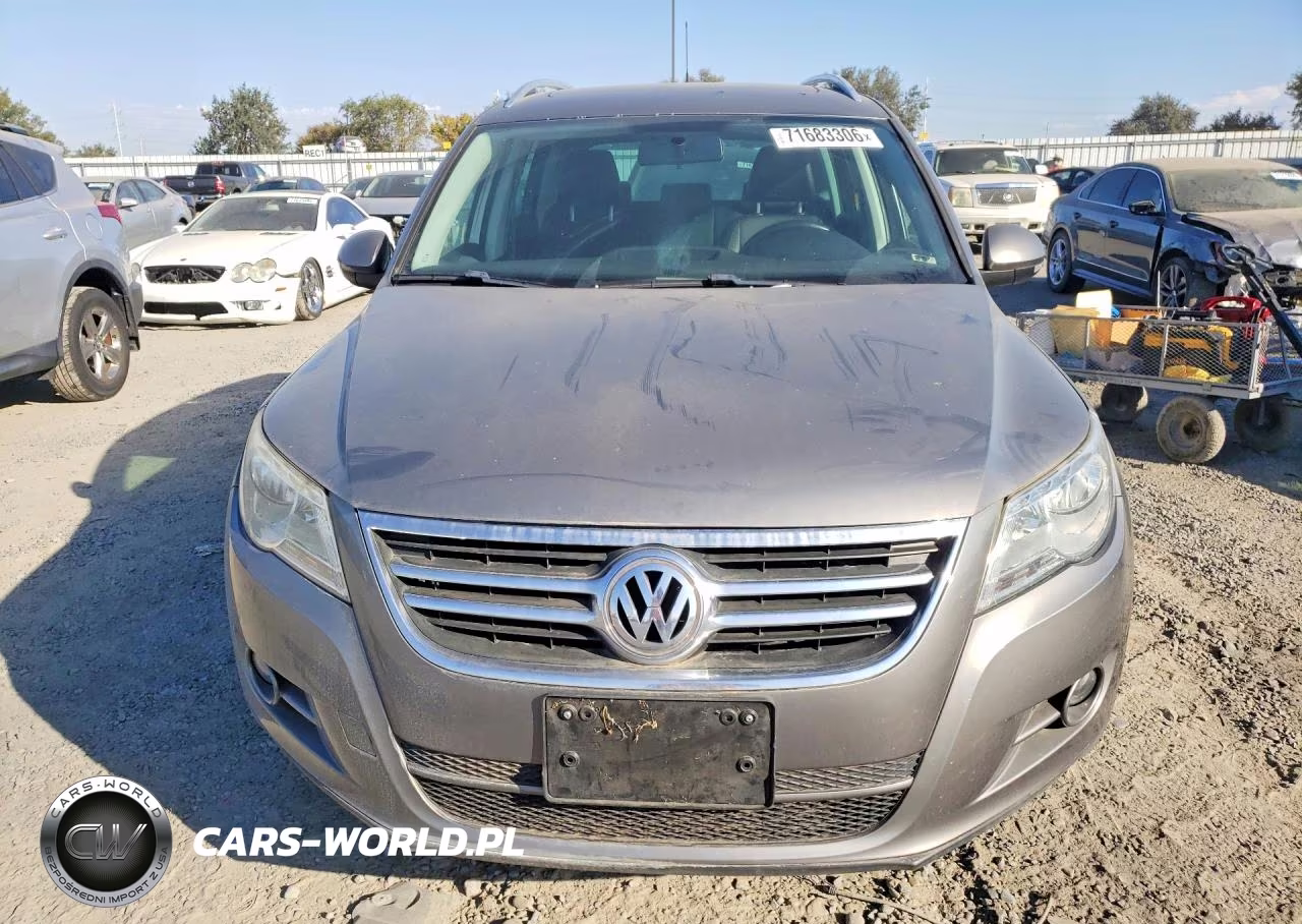 2011 Volkswagen Tiguan S VIN:WVGAV7AX7BW504079 - 5