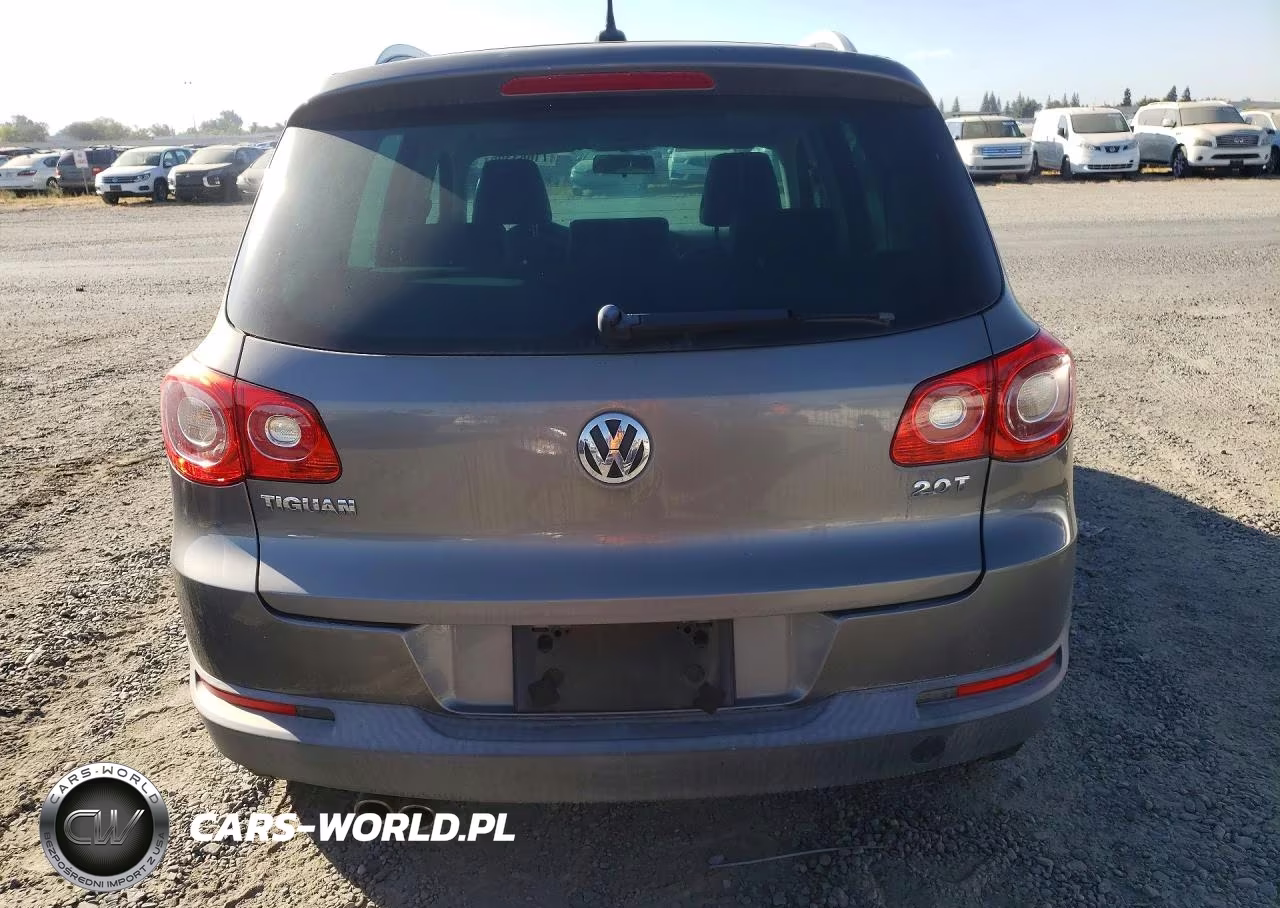 2011 Volkswagen Tiguan S VIN:WVGAV7AX7BW504079 - 6
