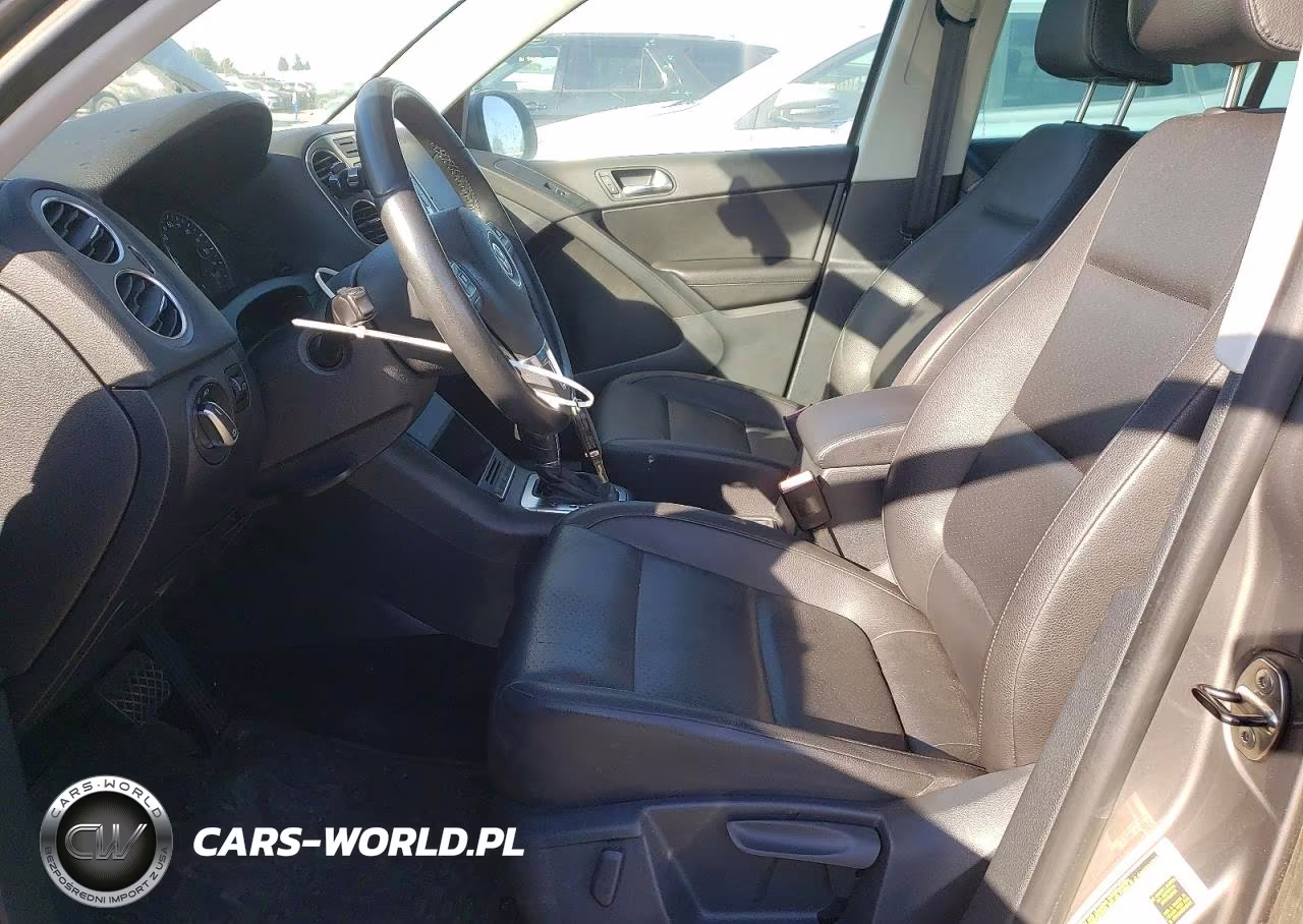 2011 Volkswagen Tiguan S VIN:WVGAV7AX7BW504079 - 7