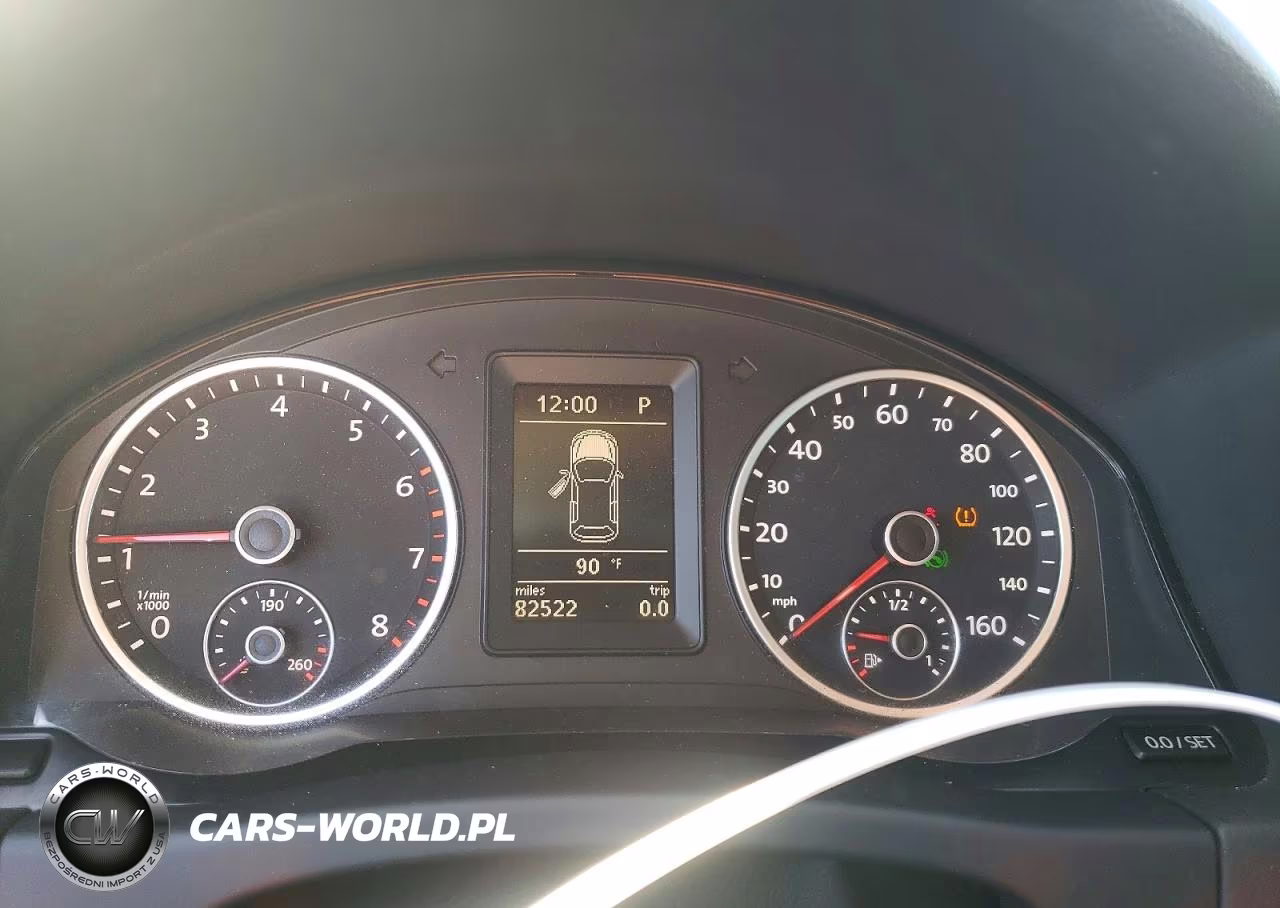 2011 Volkswagen Tiguan S VIN:WVGAV7AX7BW504079 - 9
