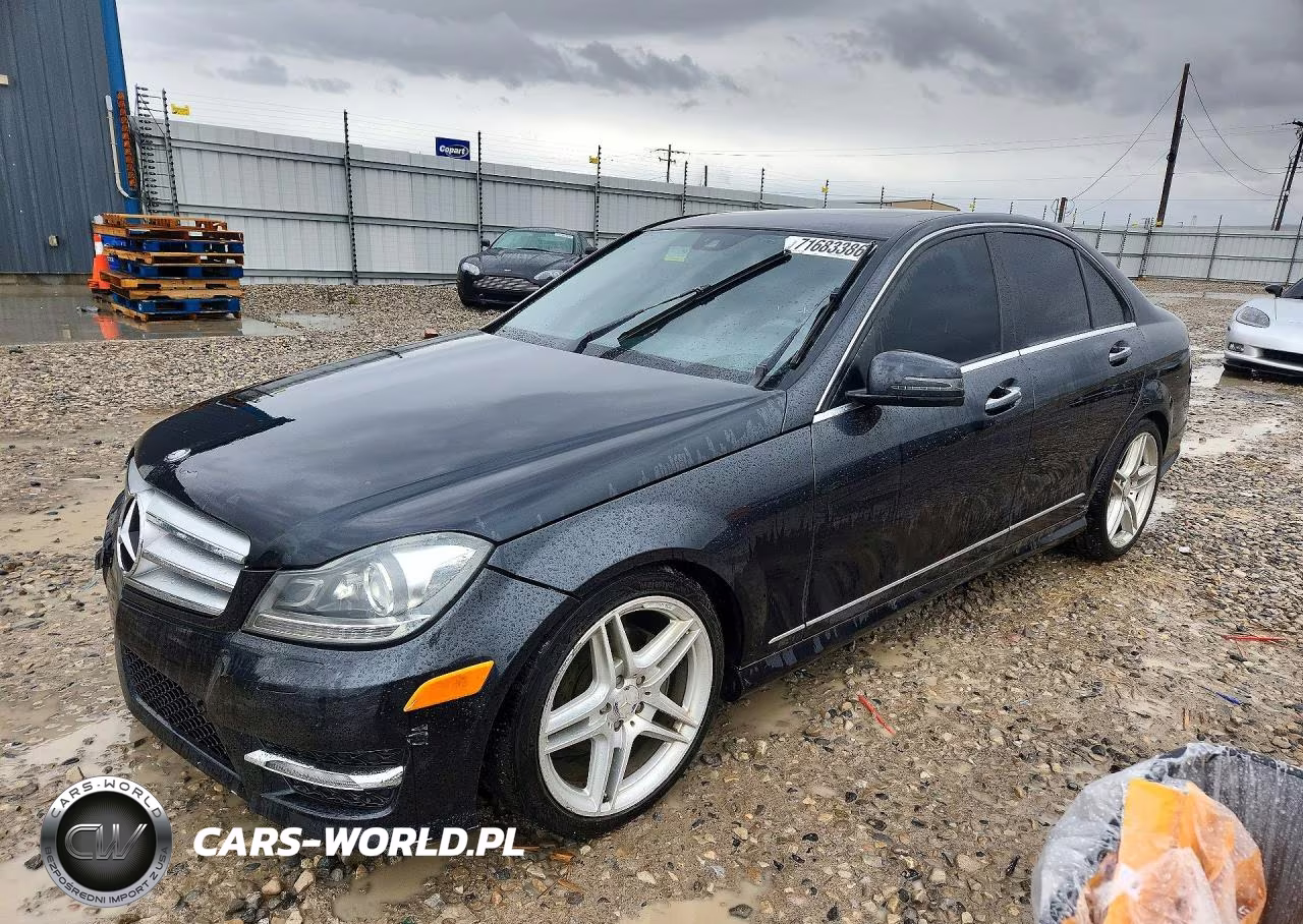 2012 Mercedes-Benz C 300 4Matic