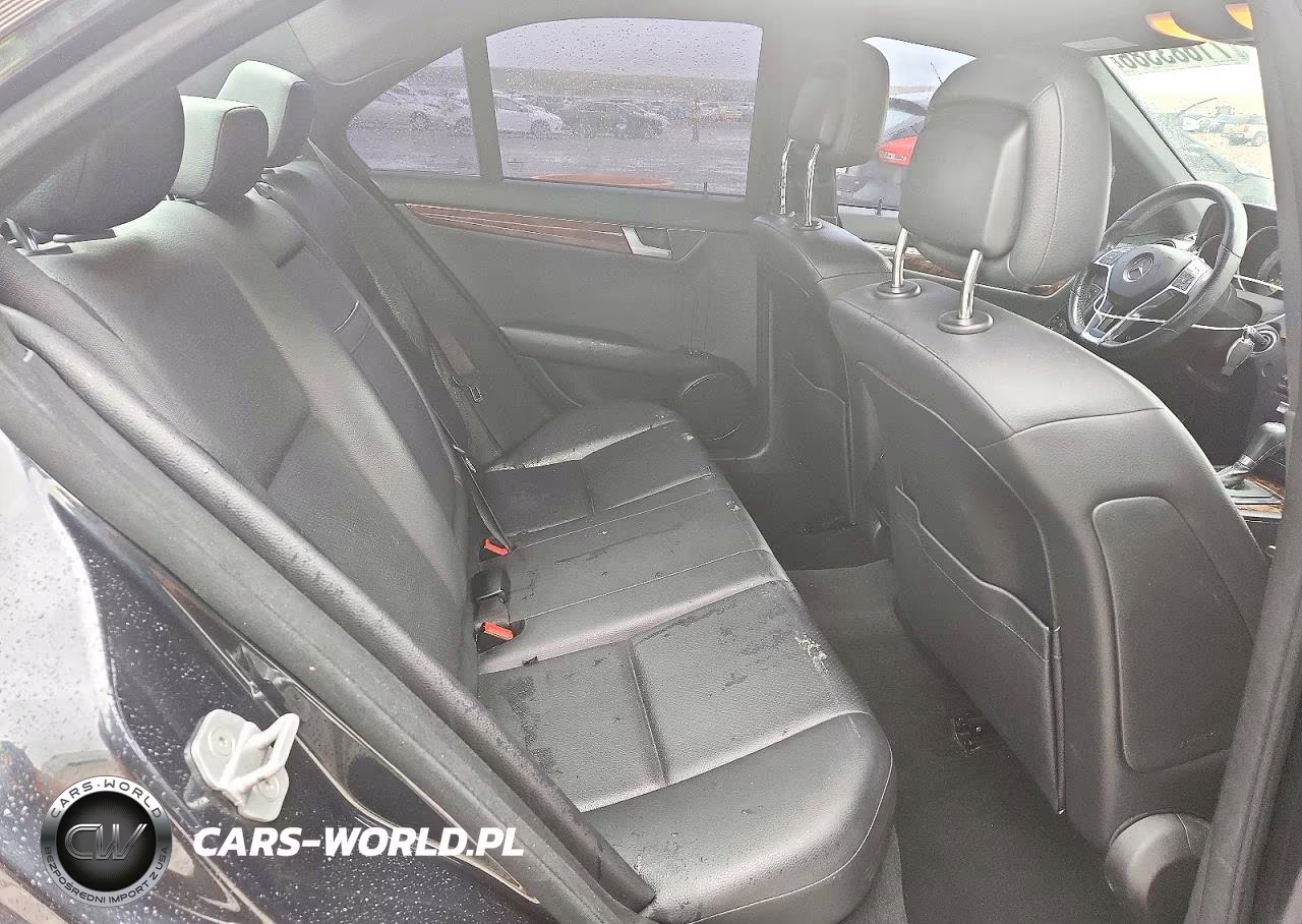 2012 Mercedes-Benz C 300 4Matic VIN:WDDGF8BB0CR200148 - 10