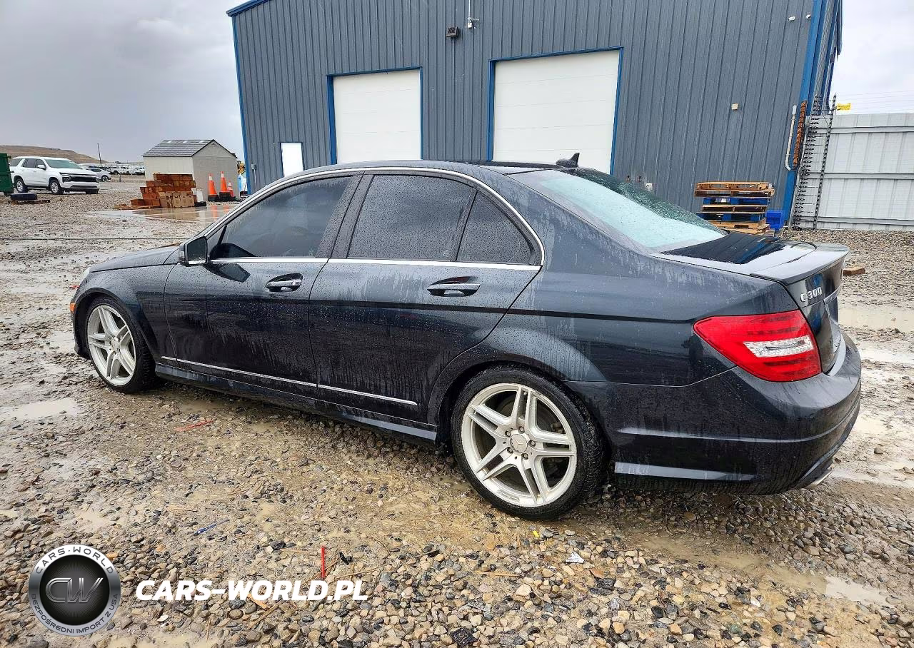 2012 Mercedes-Benz C 300 4Matic VIN:WDDGF8BB0CR200148 - 2