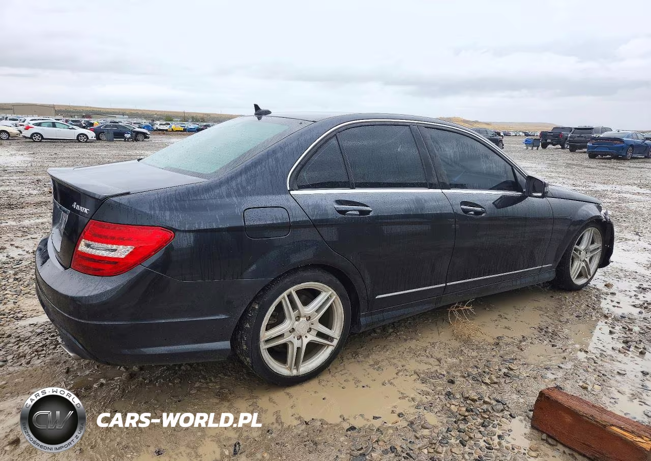 2012 Mercedes-Benz C 300 4Matic VIN:WDDGF8BB0CR200148 - 3