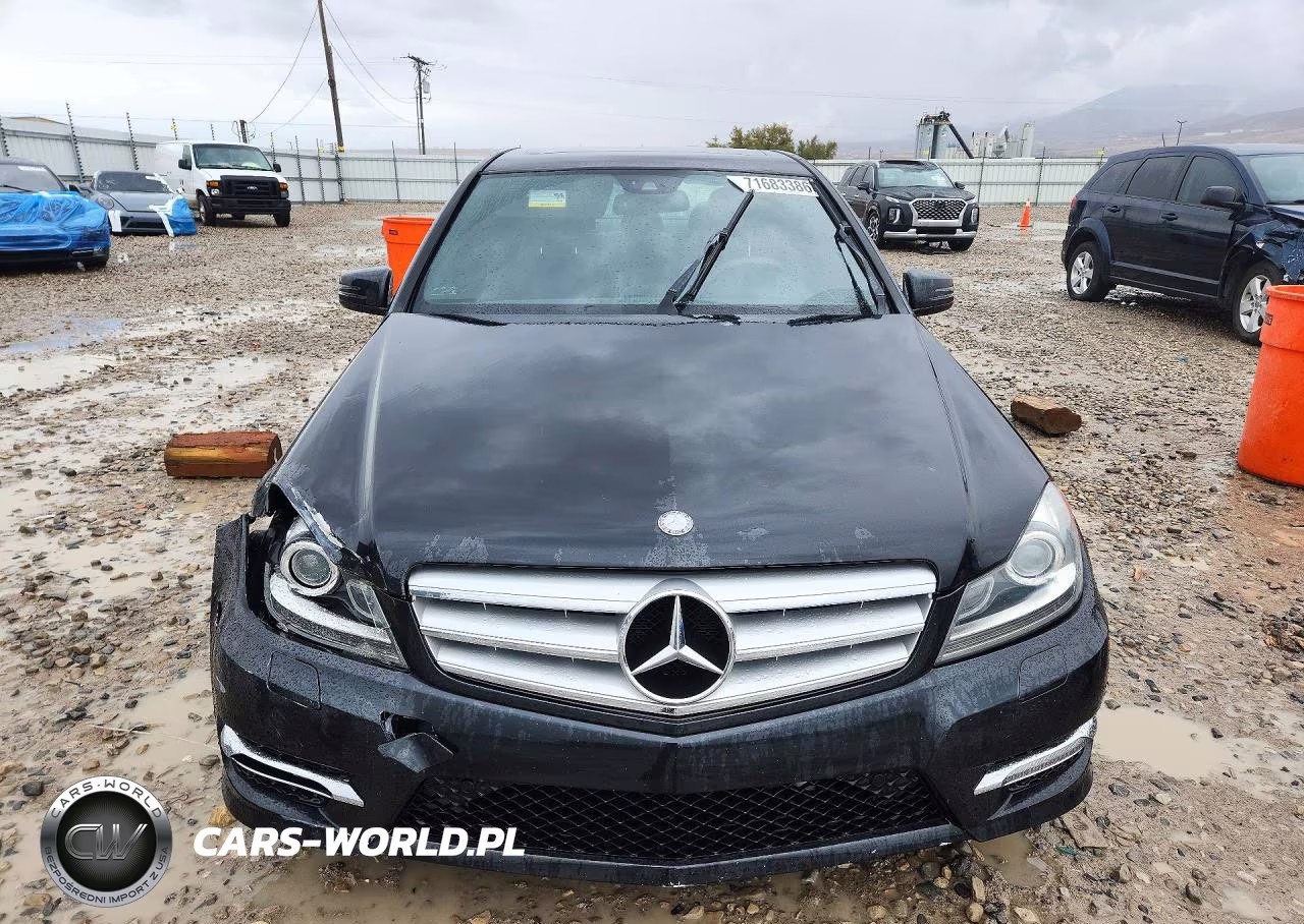 2012 Mercedes-Benz C 300 4Matic VIN:WDDGF8BB0CR200148 - 5