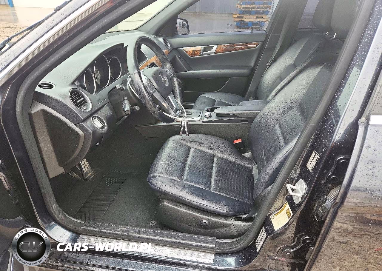 2012 Mercedes-Benz C 300 4Matic VIN:WDDGF8BB0CR200148 - 7