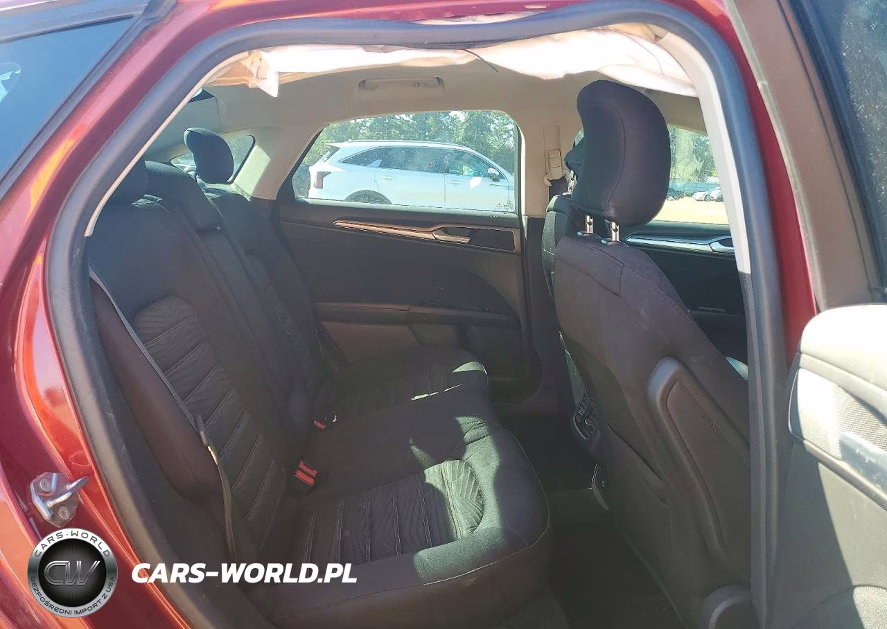 2016 Ford Fusion Se VIN:3FA6P0H76GR365953 - 10