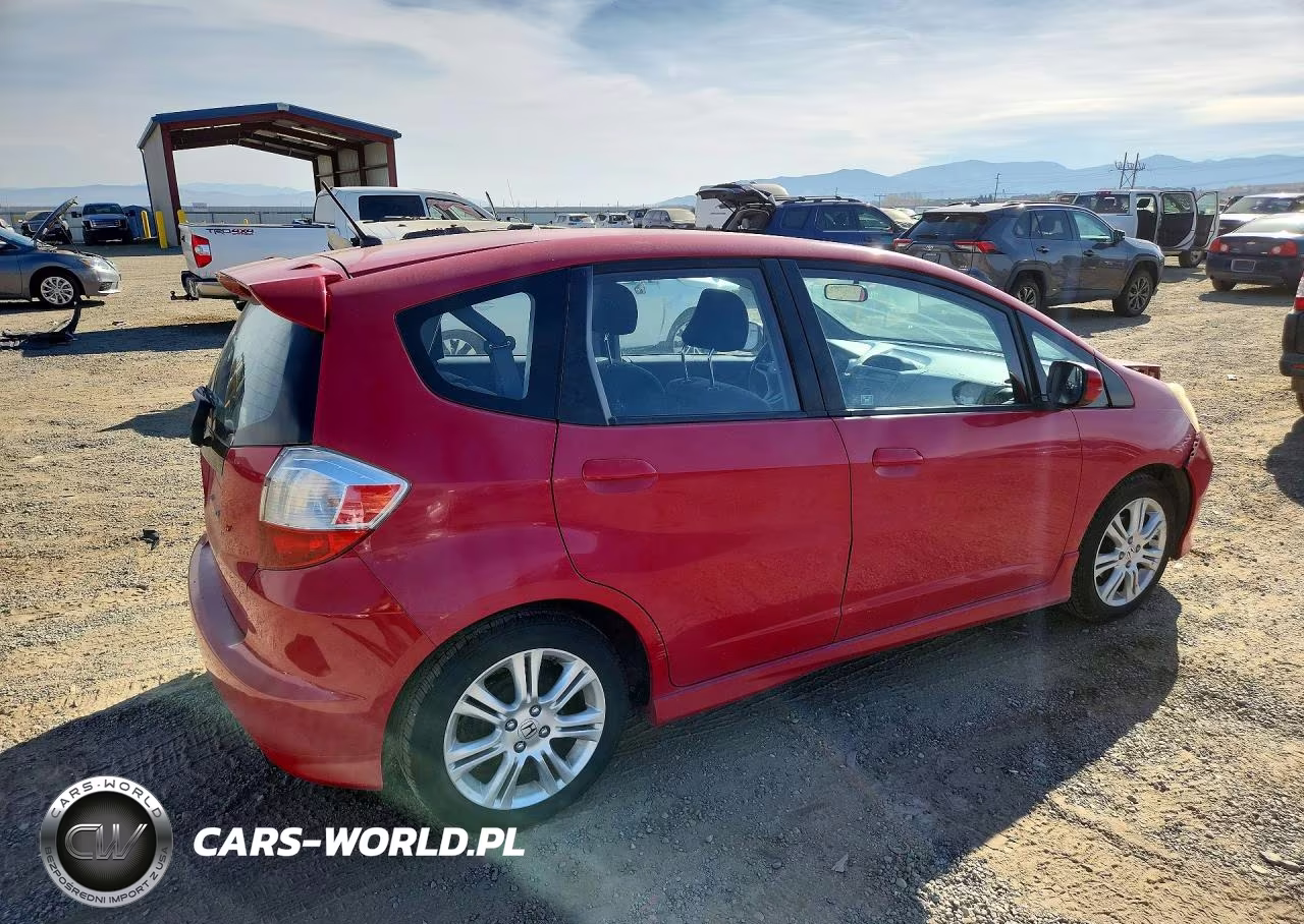 2009 Honda Fit Sport VIN:JHMGE88499S073695 - 3