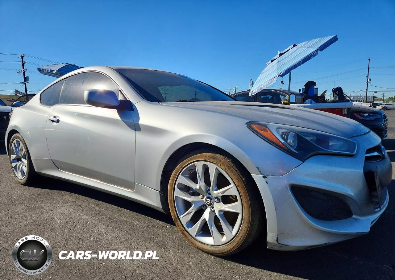 2013 Hyundai Genesis Coupe 2.0T Premium VIN:KMHHT6KDXDU097845 - 4