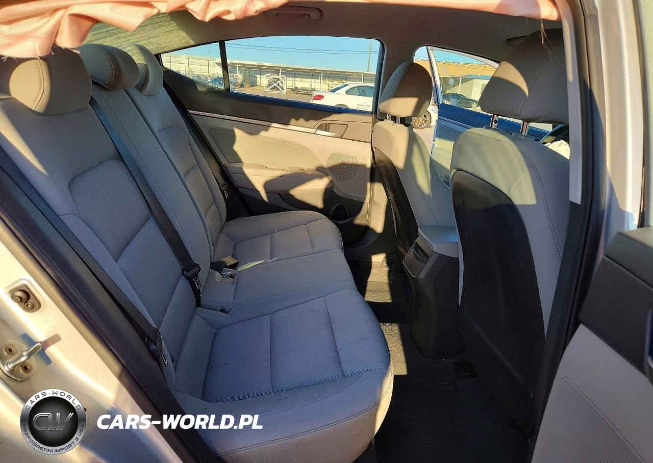 2018 Hyundai Elantra Sel VIN:5NPD84LF9JH249404 - 10