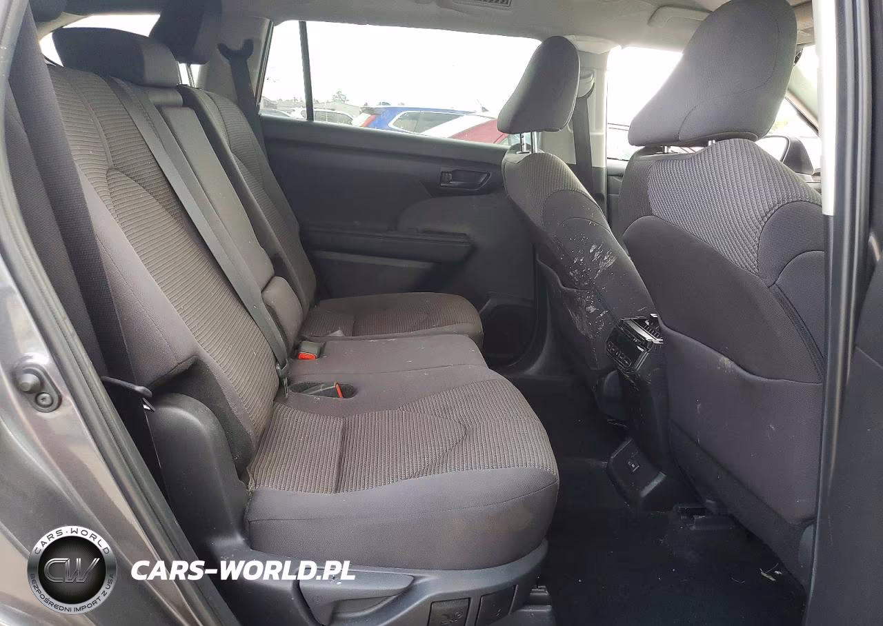 2025 Toyota Highlander Le VIN:5TDKDRBH4SS582852 - 11