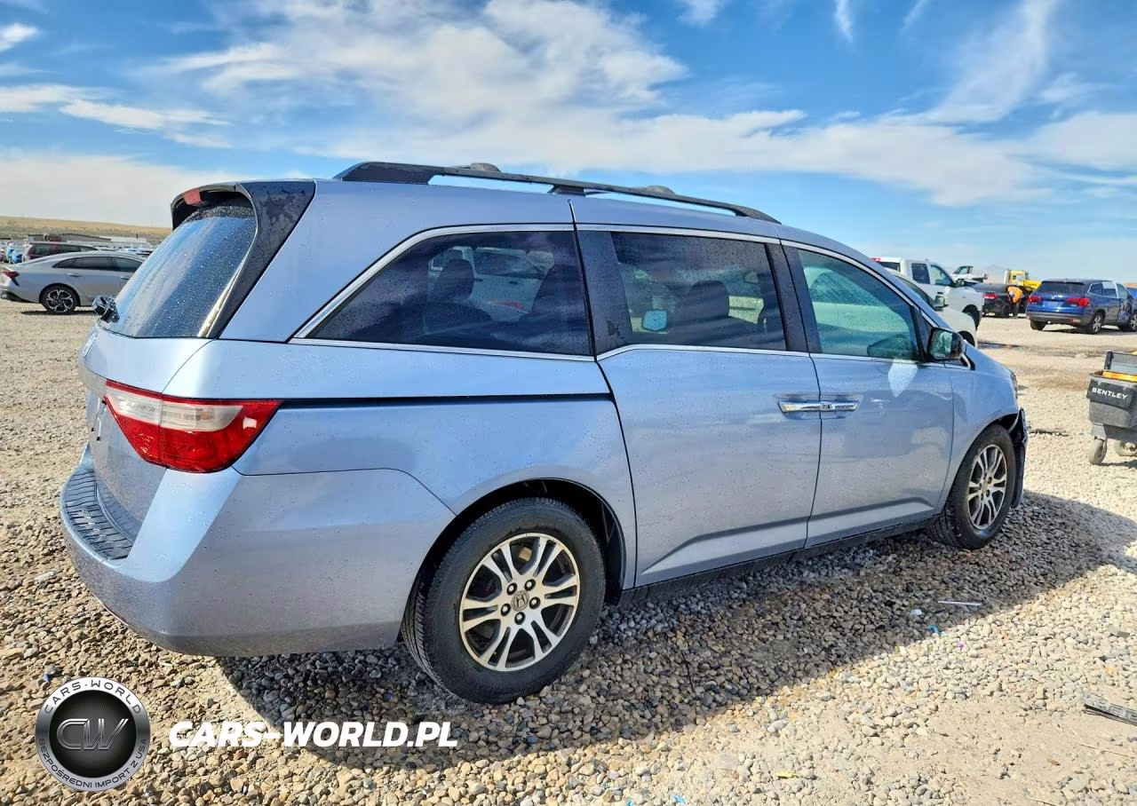 2013 Honda Odyssey Exl VIN:5FNRL5H64DB020151 - 3