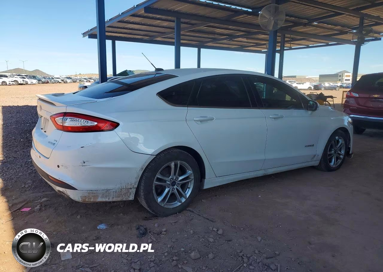 2015 Ford Fusion Se Hybrid VIN:3FA6P0LU9FR225293 - 3