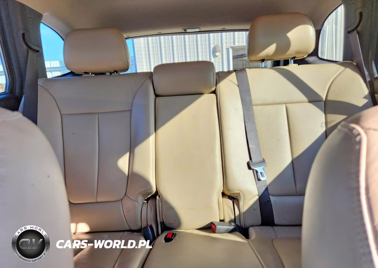 2012 Hyundai Santa Fe Limited VIN:5XYZKDAG8CG108210 - 10