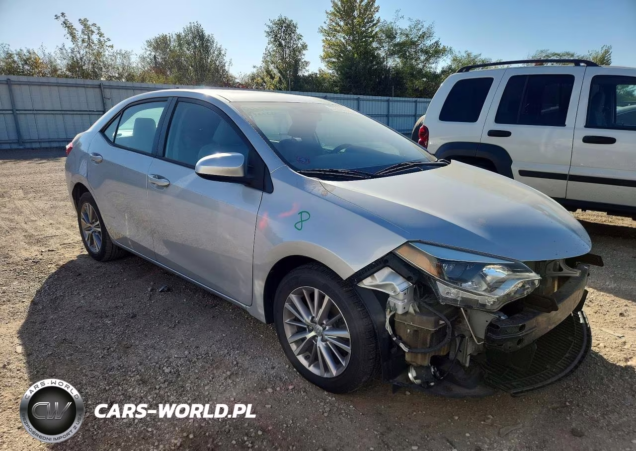 2015 Toyota Corolla Le Plus VIN:2T1BURHE8FC229008 - 4