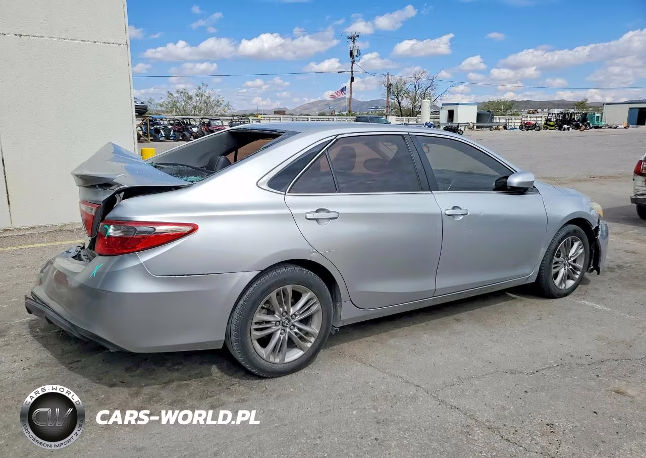 2017 Toyota Camry Se VIN:4T1BF1FK5HU356319 - 3