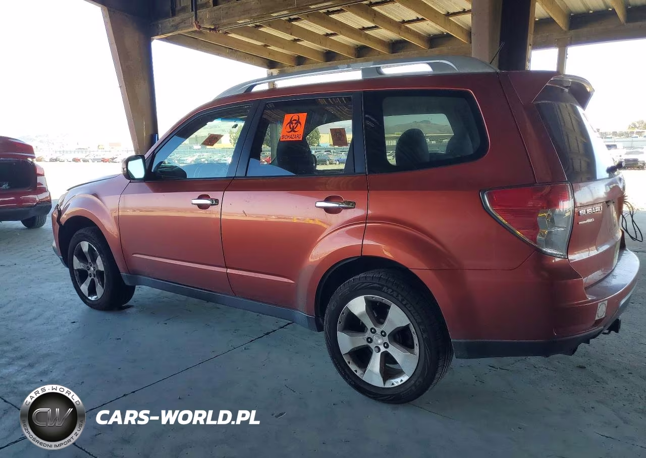 2011 Subaru Forester Touring VIN:JF2SHGGC9BH700583 - 2