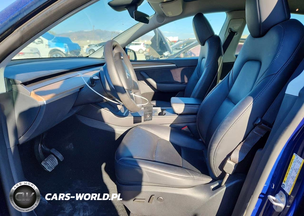 2024 Tesla Model Y VIN:7SAYGDED5RF057720 - 7