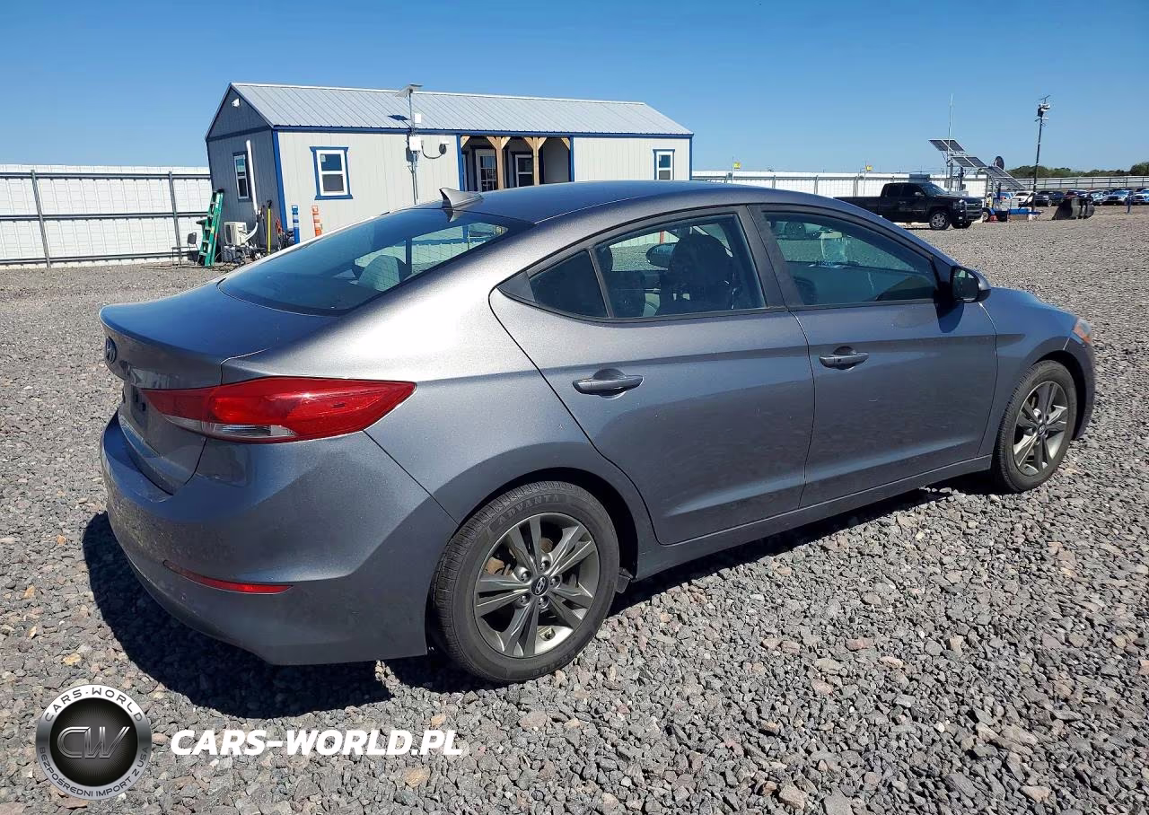 2018 Hyundai Elantra Value Edition VIN:5NPD84LF3JH239452 - 3