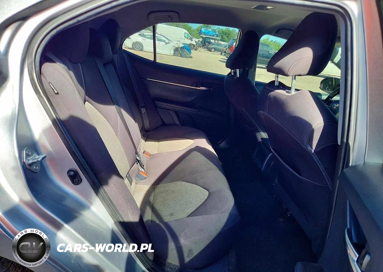2022 Toyota Camry Le VIN:4T1C11AK7NU626169 - 10