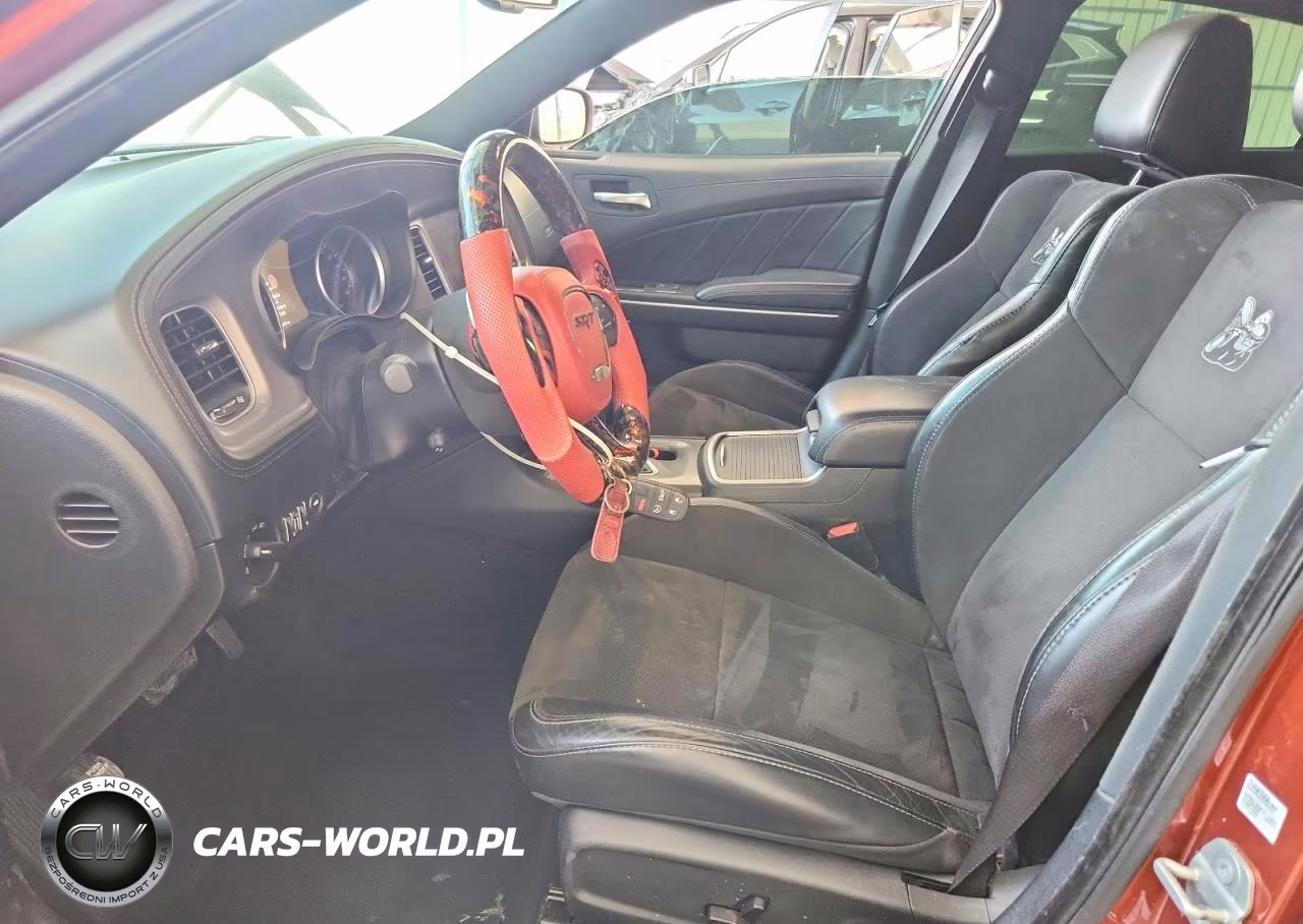 2023 Dodge Charger Scat Pack VIN:2C3CDXGJXPH580098 - 7