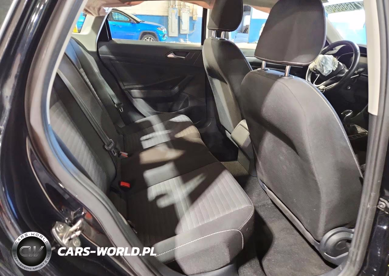 2025 Volkswagen Jetta S VIN:3VW5X7BU6SM025329 - 10