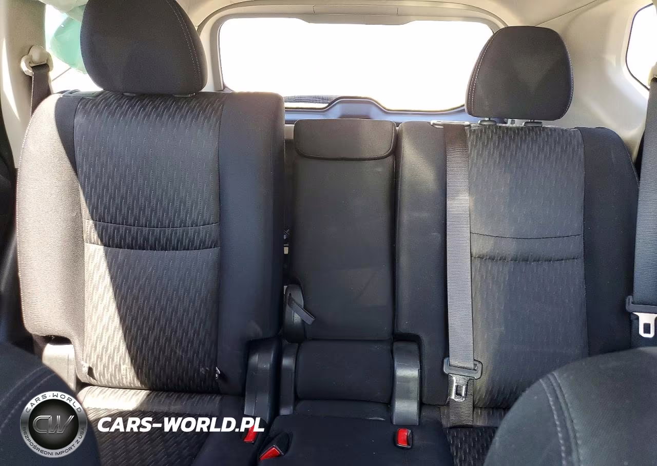 2017 Nissan Rogue S VIN:JN8AT2MT0HW390476 - 10