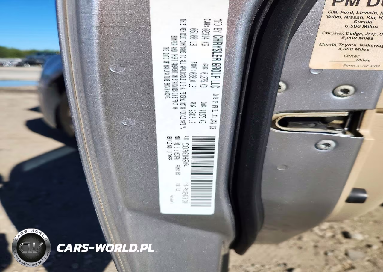 2013 Chrysler 300 VIN:2C3CCAAG1DH627074 - 12