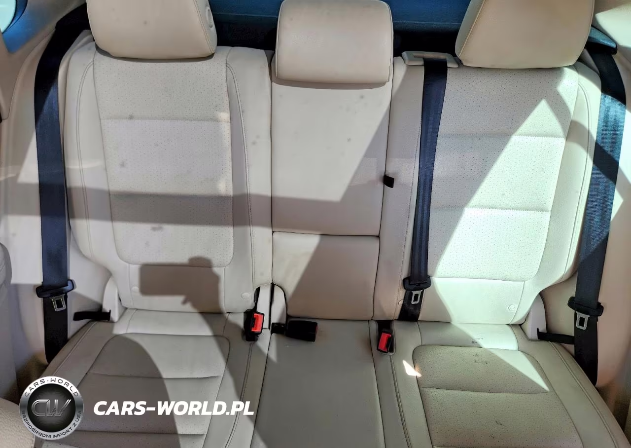 2012 Volkswagen Tiguan S VIN:WVGAV7AX3CW532026 - 10