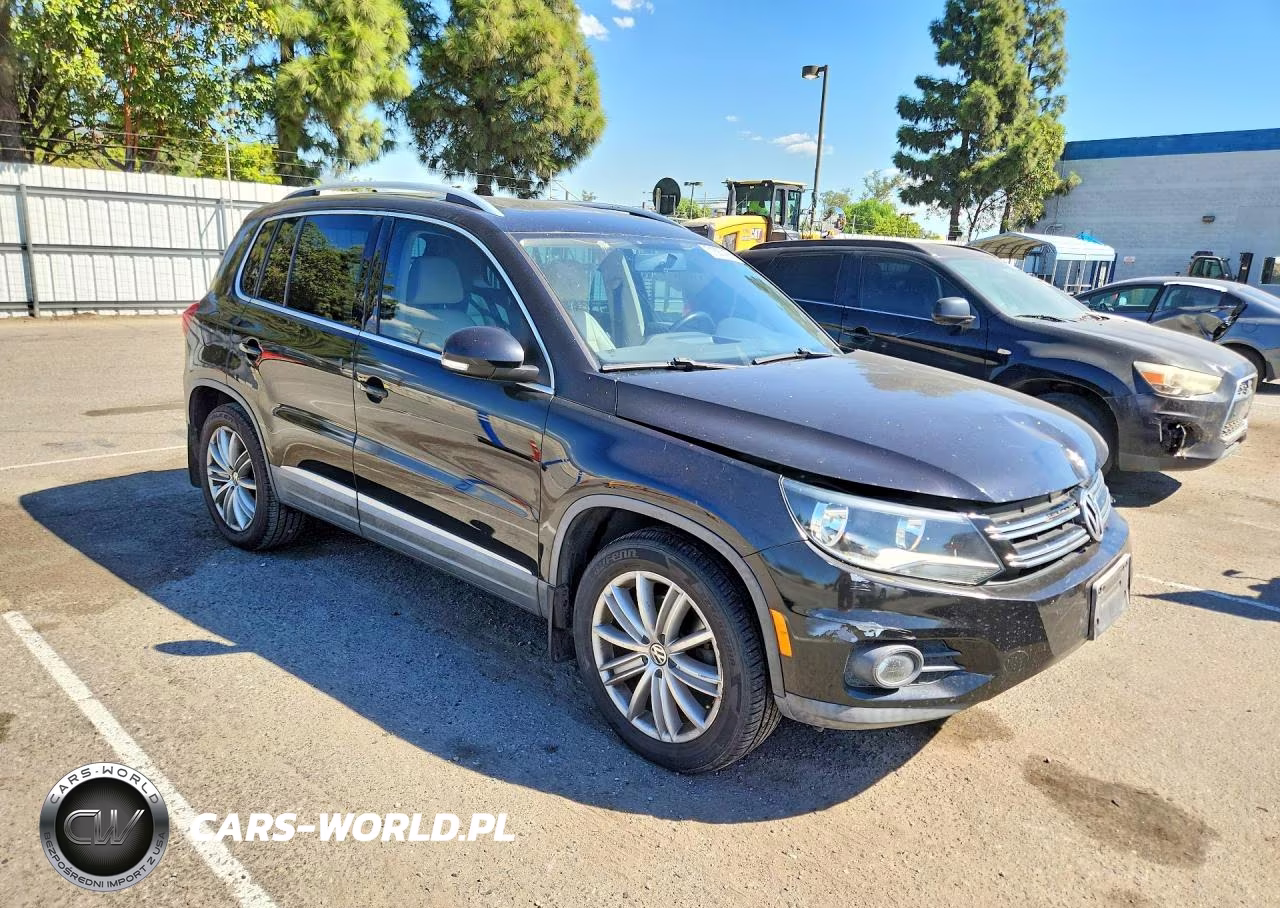 2012 Volkswagen Tiguan S VIN:WVGAV7AX3CW532026 - 4