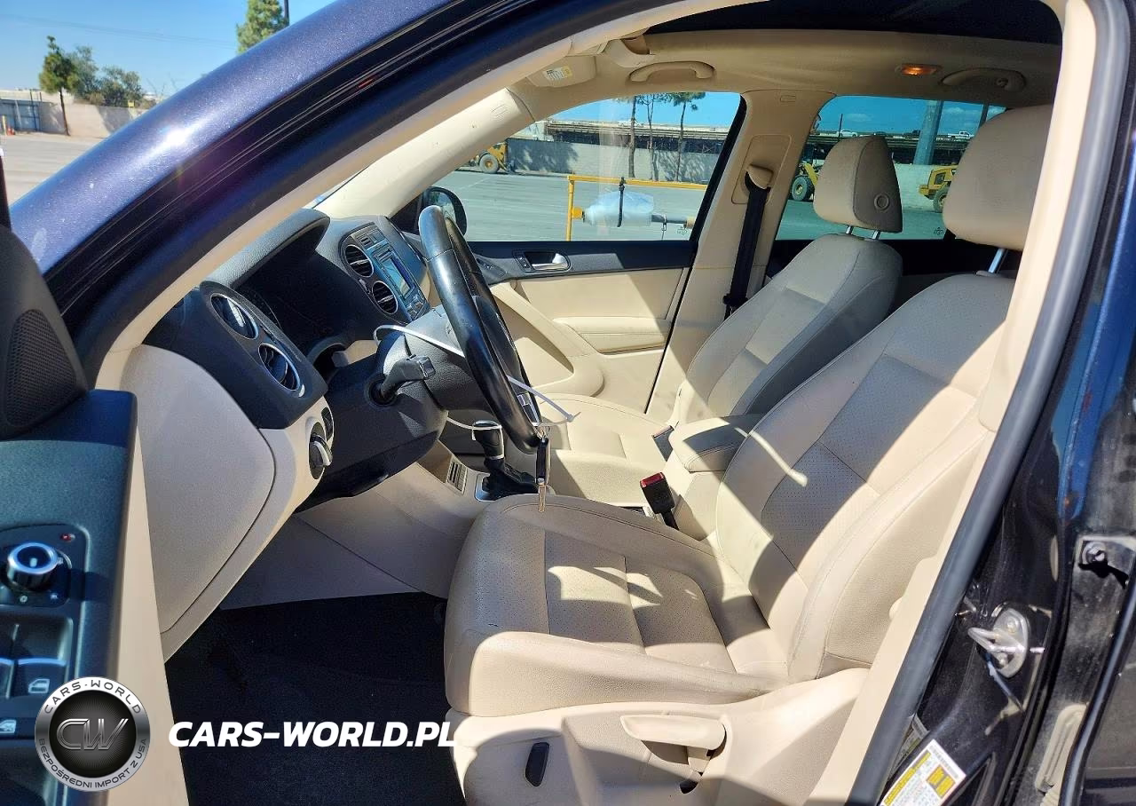 2012 Volkswagen Tiguan S VIN:WVGAV7AX3CW532026 - 7
