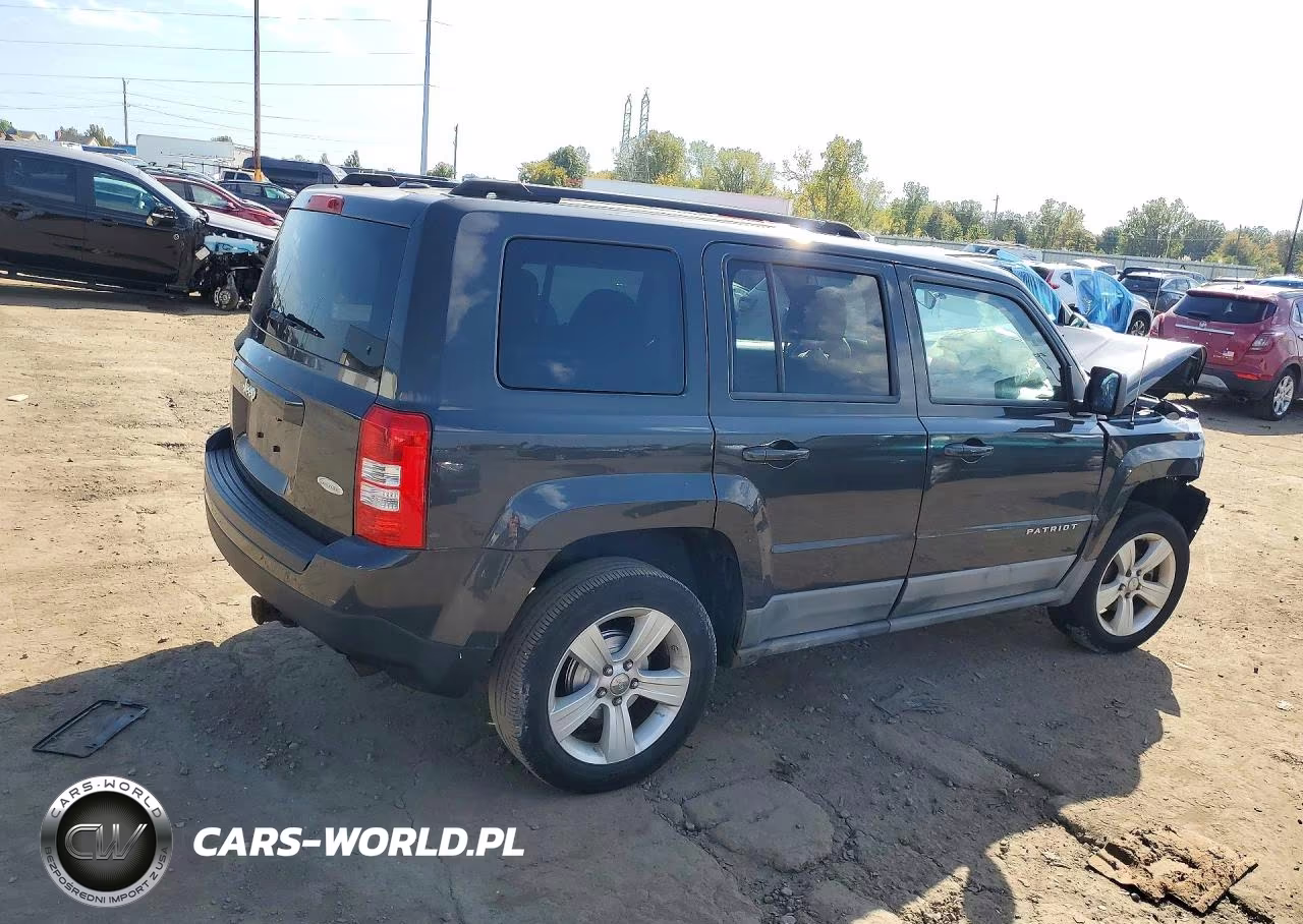 2011 Jeep Patriot Sport VIN:1J4NT1GA8BD112763 - 3