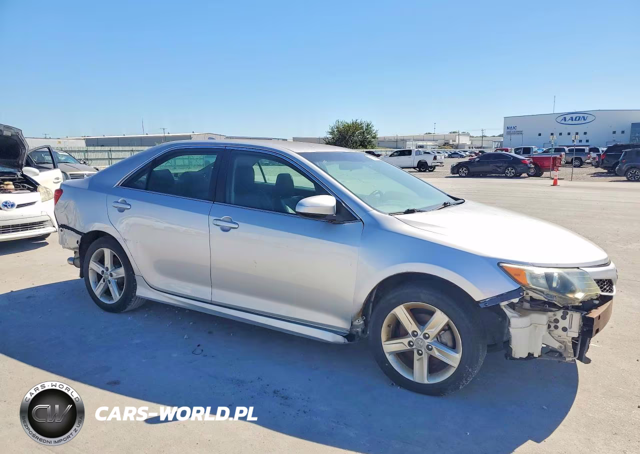2012 Toyota Camry Se VIN:4T1BF1FK9CU066528 - 4