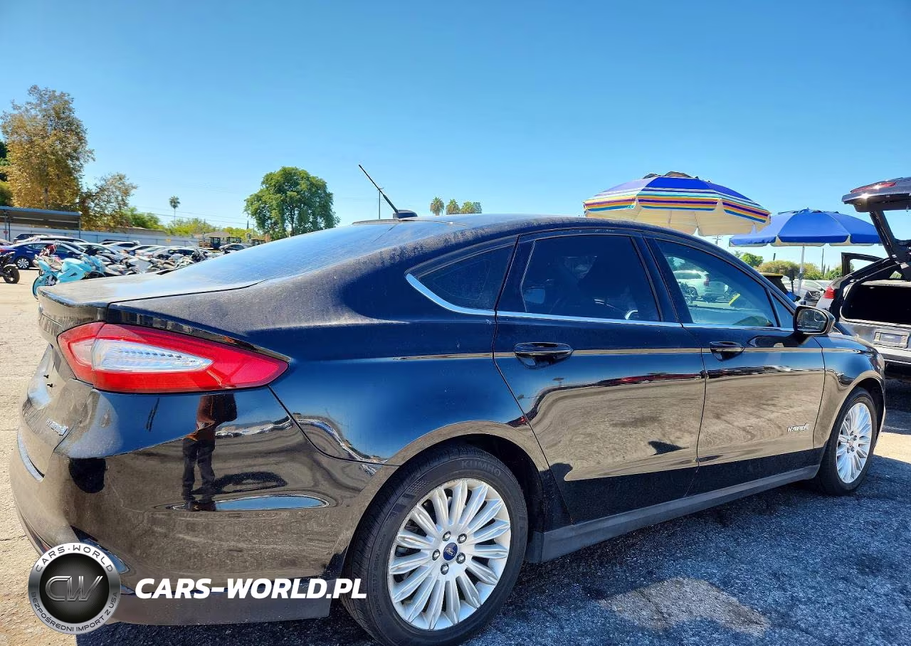 2016 Ford Fusion S Hybrid VIN:3FA6P0UU4GR346250 - 3