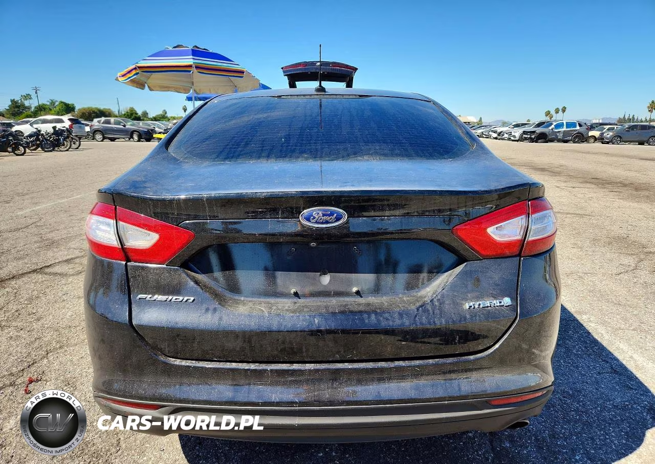 2016 Ford Fusion S Hybrid VIN:3FA6P0UU4GR346250 - 6
