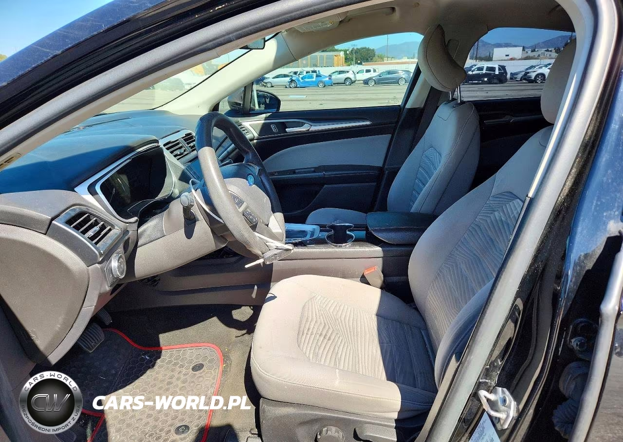 2016 Ford Fusion S Hybrid VIN:3FA6P0UU4GR346250 - 7