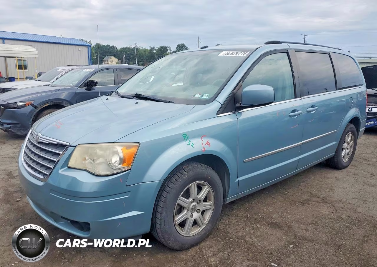 2010 Chrysler Town & Country Touring VIN:2A4RR5D11AR240866 - 1