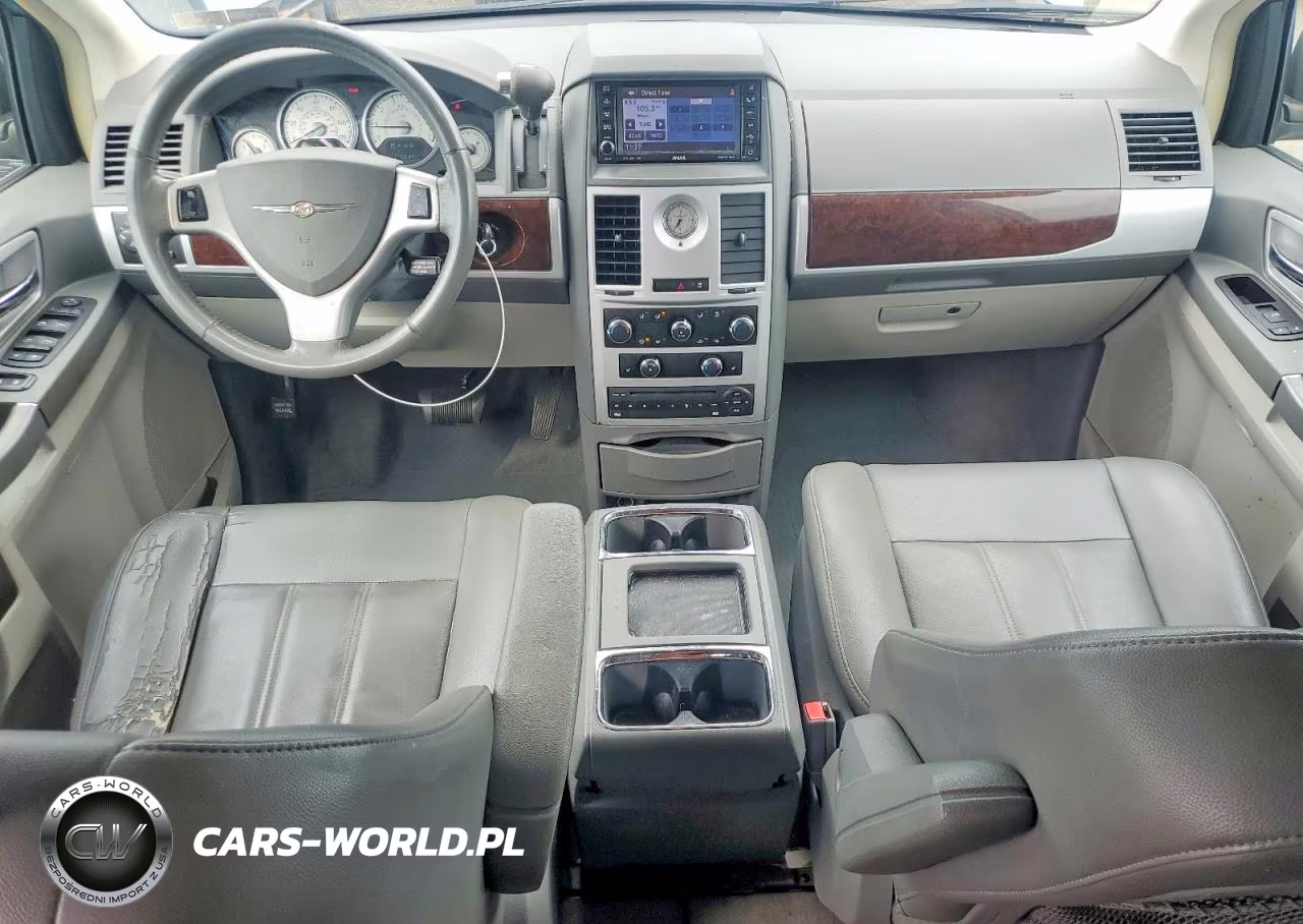 2010 Chrysler Town & Country Touring VIN:2A4RR5D11AR240866 - 8