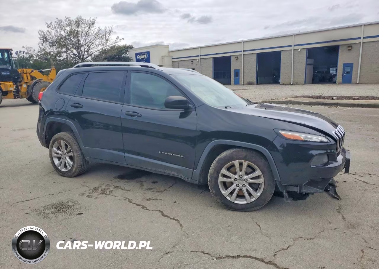 2015 Jeep Cherokee Sport VIN:1C4PJLAB9FW669628 - 4