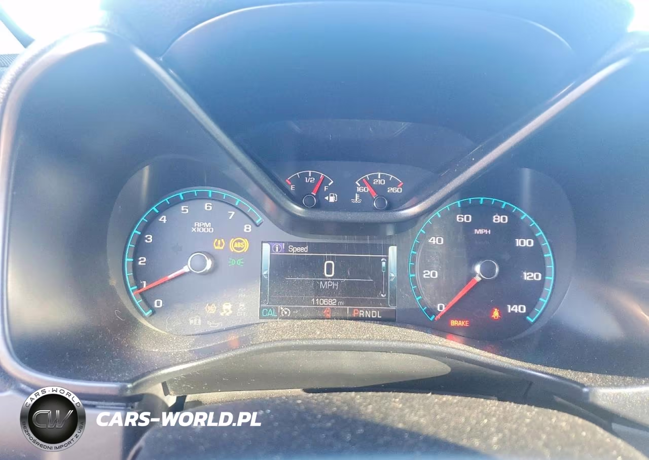 2018 Chevrolet Colorado Z71 VIN:1GCGTDEN4J1206807 - 9