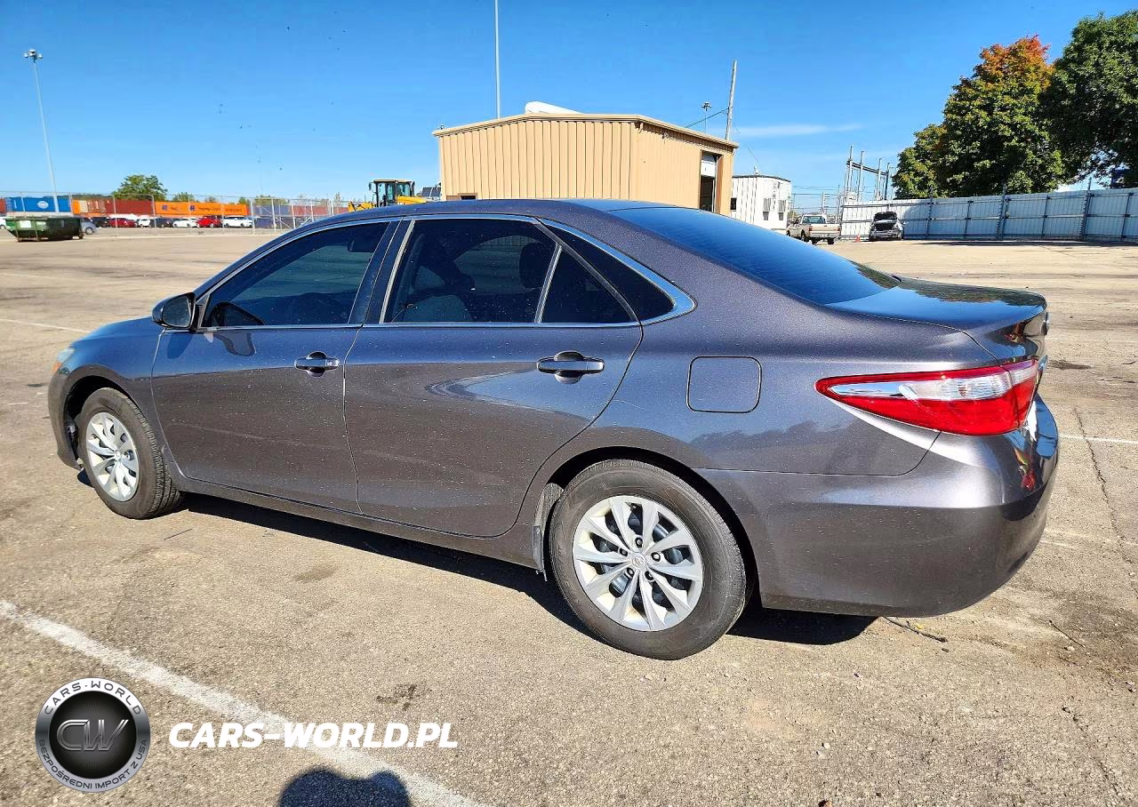 2015 Toyota Camry Le VIN:4T1BF1FKXFU905252 - 2
