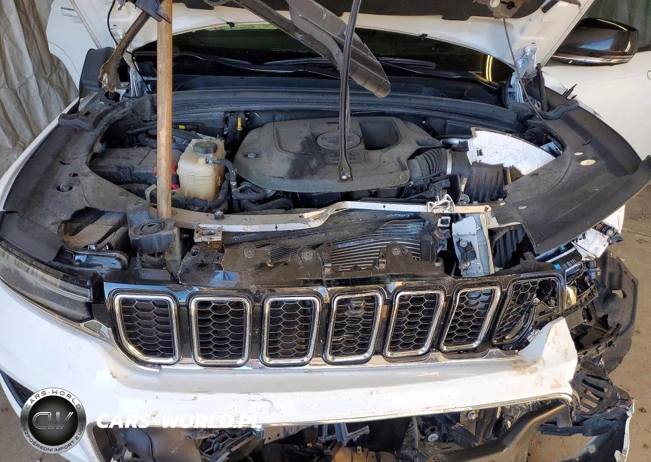 2022 Jeep Grand Cherokee Overland VIN:1C4RJHDG2N8563585 - 12