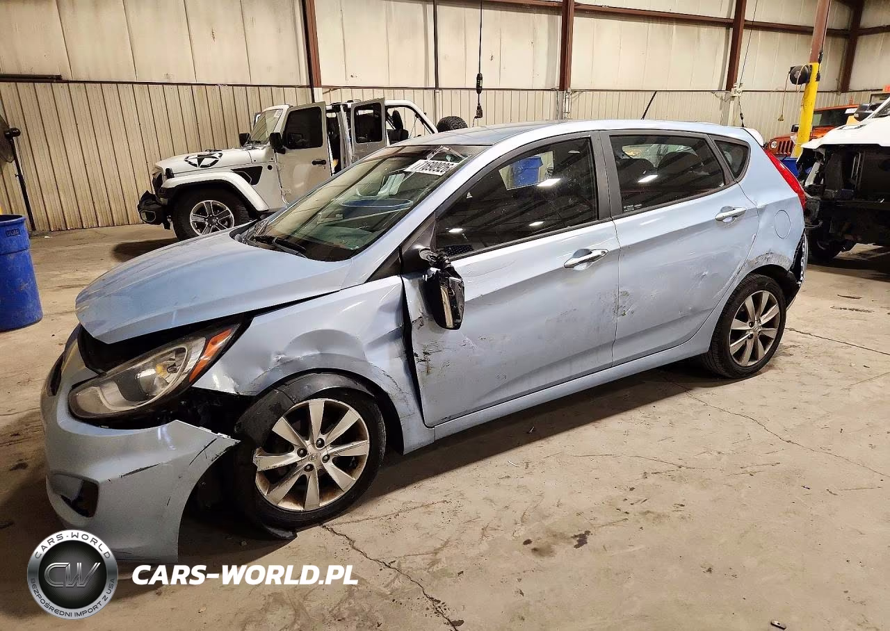 2013 Hyundai Accent Se – zdjęcie 1 z 12