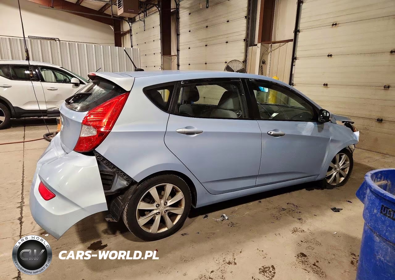 2013 Hyundai Accent Se VIN:KMHCU5AE9DU118938 - 3