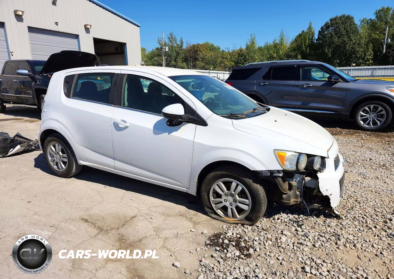 2015 Chevrolet Sonic Lt VIN:1G1JC6SH7F4145256 - 4