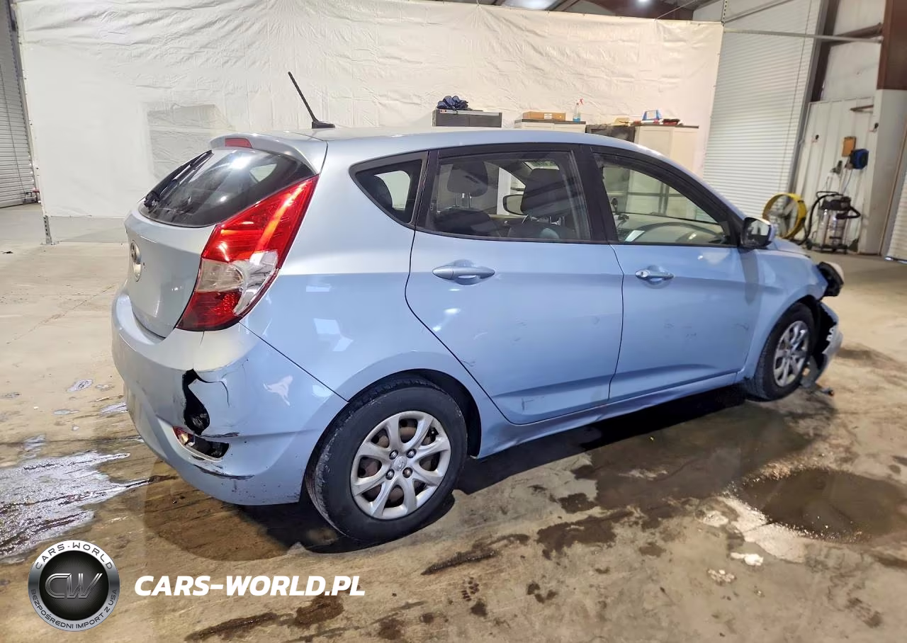 2012 Hyundai Accent Gs VIN:KMHCT5AE8CU044140 - 3