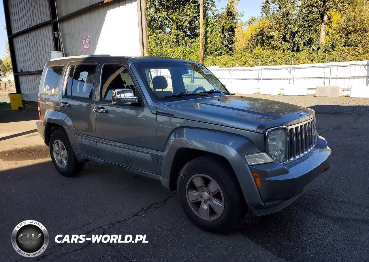 2012 Jeep Liberty Sport VIN:1C4PJLAK8CW117582 - 4