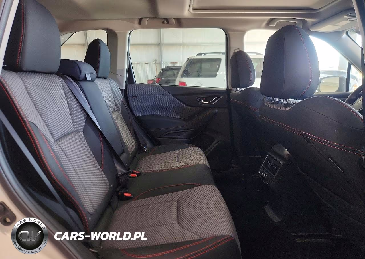 2024 Subaru Forester Sport VIN:JF2SKAGC2RH409321 - 10