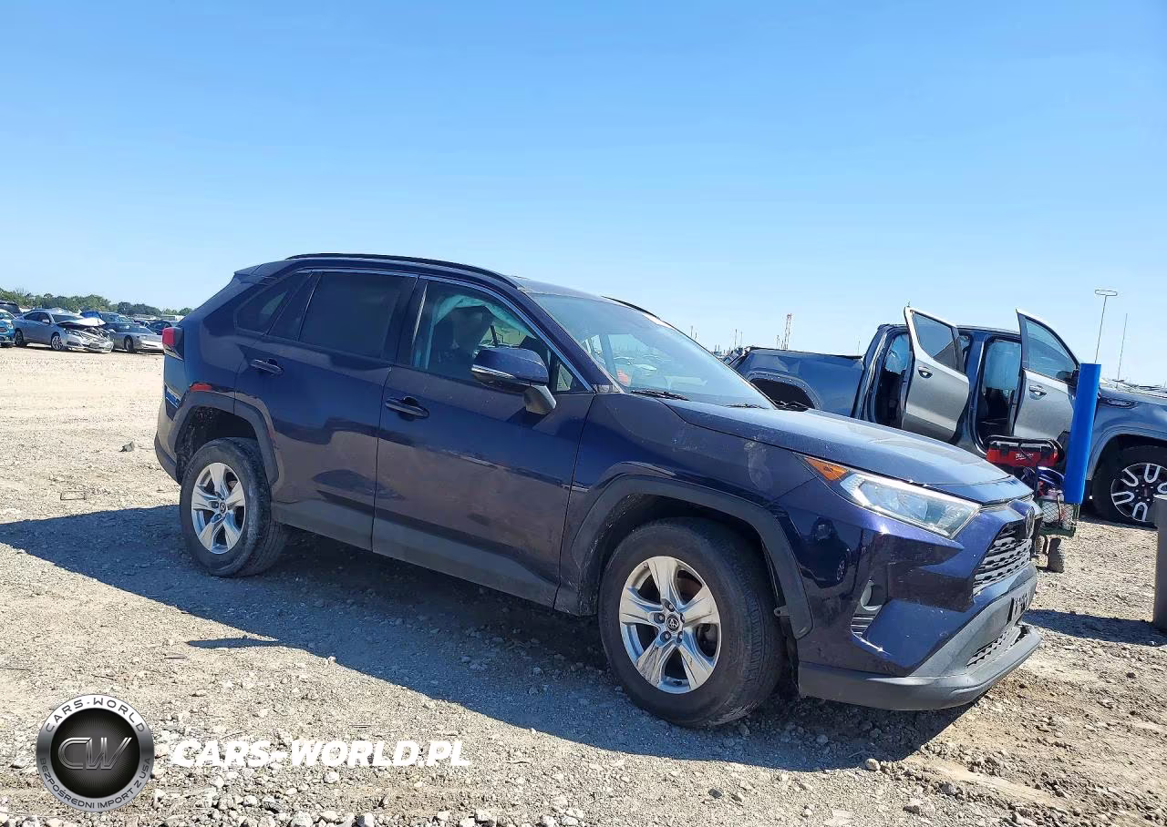 2021 Toyota Rav4 Xle VIN:2T3W1RFV4MW112672 - 4