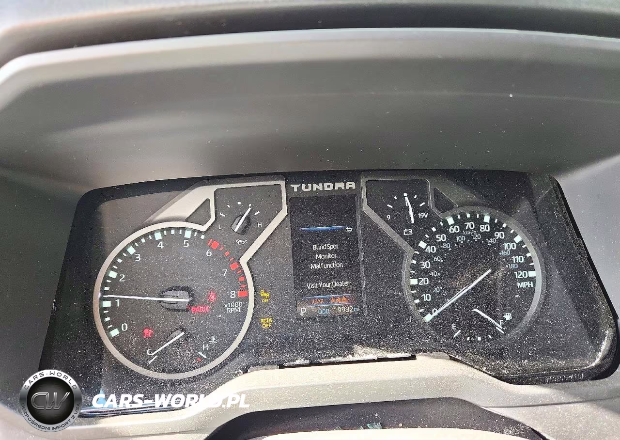 2025 Toyota Tundra Sr5 VIN:5TFLA5DB3SX247624 - 9